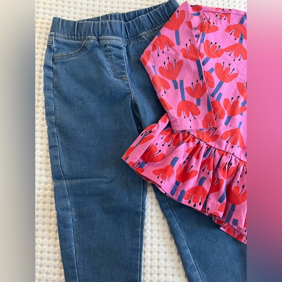 Hanna Andersson || Pink Poppy Ruffle Longsleeve + Jeans - Picture 2 of 8